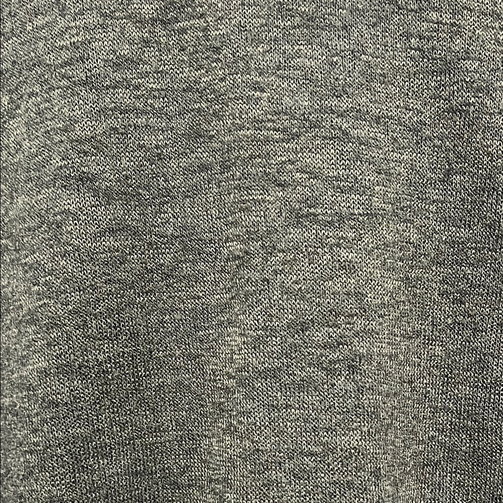 New York and Company Olive Green Top - Picture 2 of 5